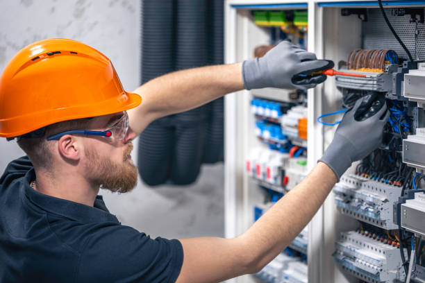 Best Ceiling Fan Installation Electrician  in Knoxville, IA